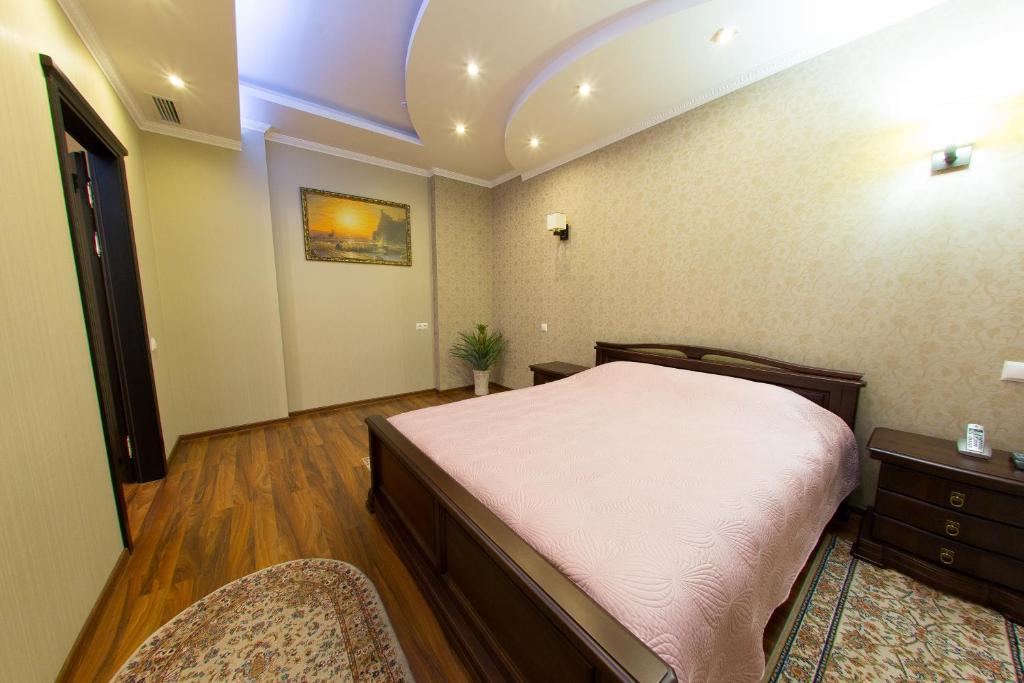 Royal Ξενοδοχείο Zaporizhia Εξωτερικό φωτογραφία