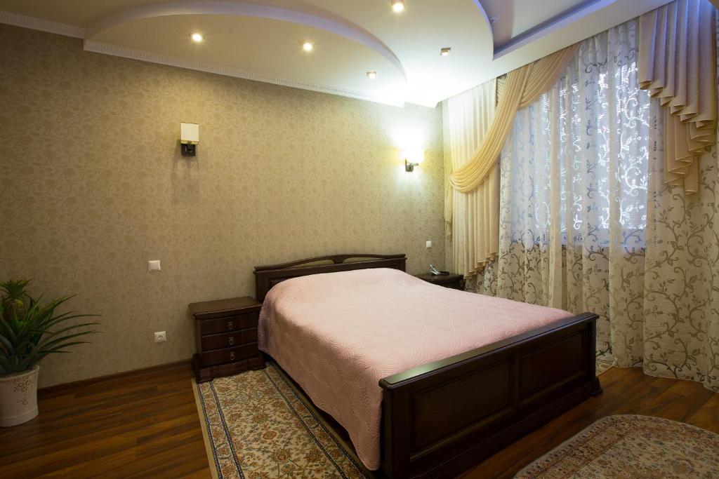 Royal Ξενοδοχείο Zaporizhia Εξωτερικό φωτογραφία